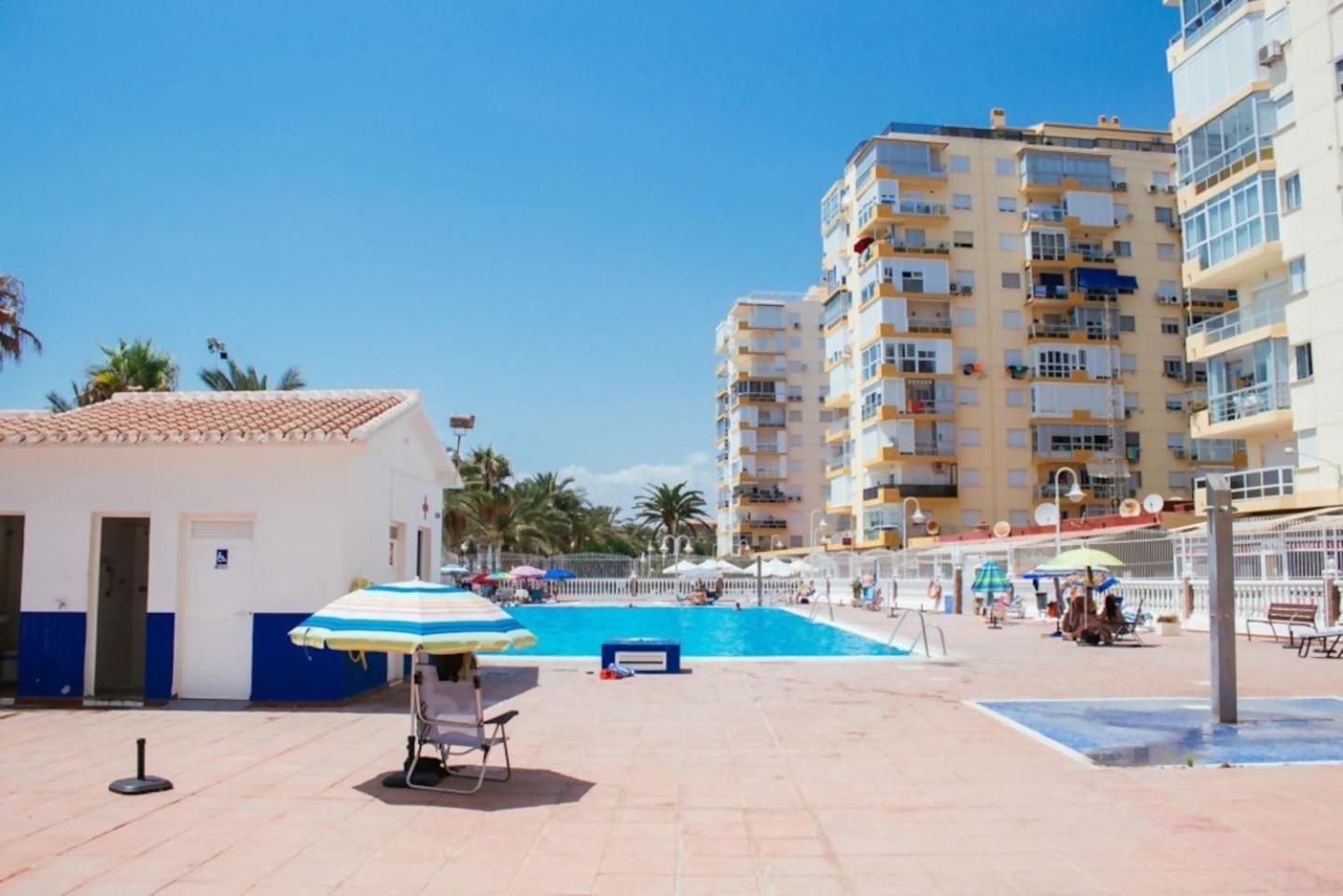 Апартаменти Loft En Residencial 1ª Linea Con Piscina Альґарробо-Коста Екстер'єр фото